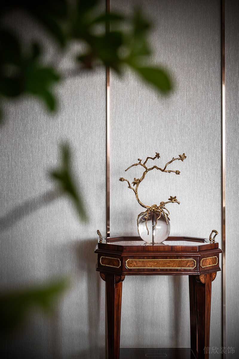 深圳龍華家裝復古輕奢風裝修設(shè)計中式花幾
