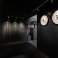 工業(yè)風(fēng)黑白灰色調(diào)展示區(qū)效果圖設(shè)計(jì)