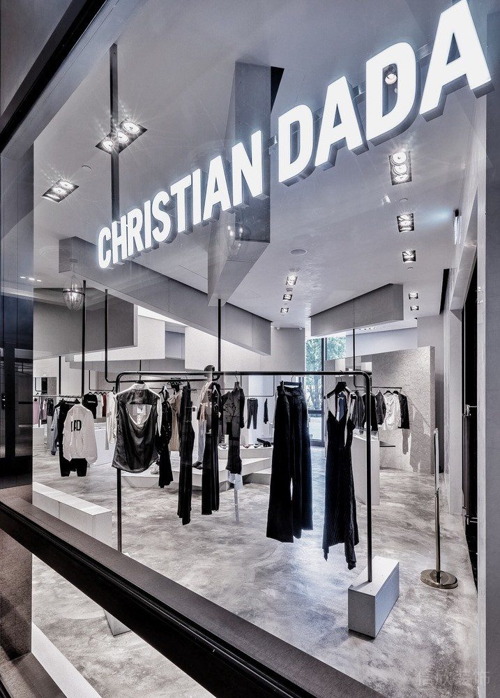 深圳市寶安區(qū)西鄉(xiāng)巨星御用品牌 Christian Dada 臺灣首間旗艦店閃光字LOGO裝修設(shè)計效果圖 (2)