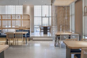 簡約原木風(fēng)餐廳大堂雅座裝修設(shè)計(jì)