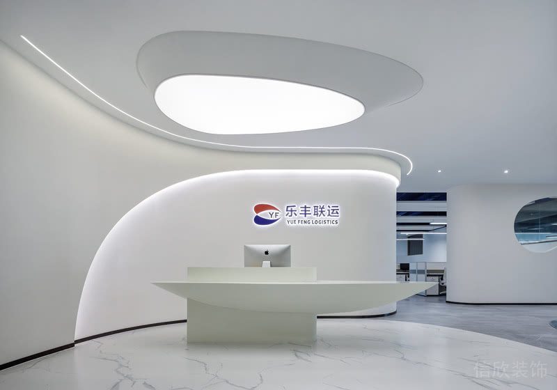 南山區(qū)科技園香港中文大學(xué)深圳產(chǎn)學(xué)白色主調(diào)寫字樓裝修設(shè)計方案 前臺服務(wù)區(qū)