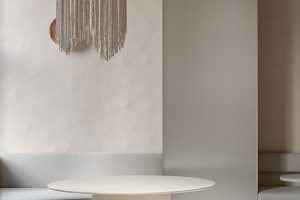 深圳市簡約侘寂風(fēng)甜品店創(chuàng)意餐桌裝修設(shè)計(jì)