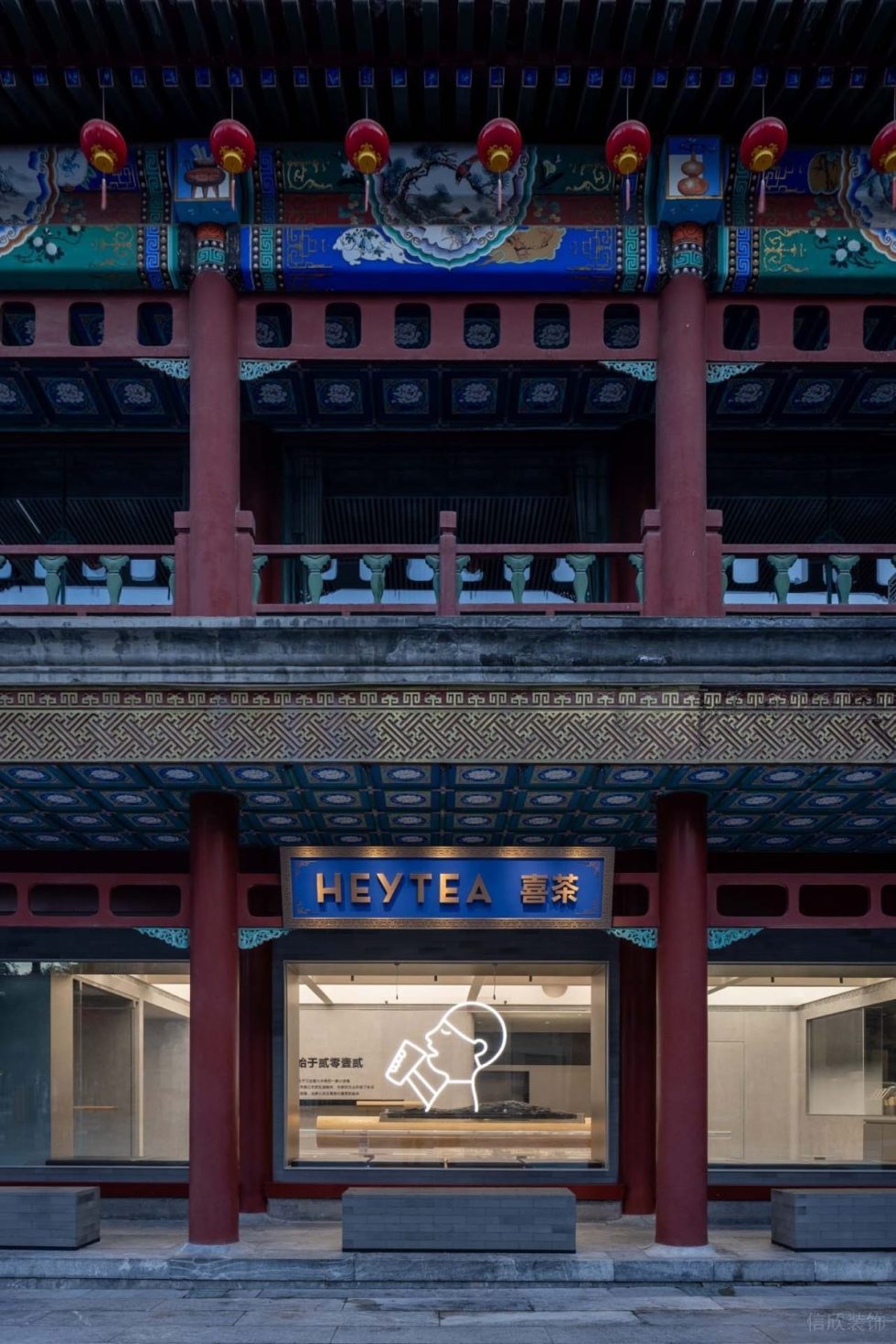 深圳市現(xiàn)代極簡風飲品店古風門頭裝修設計